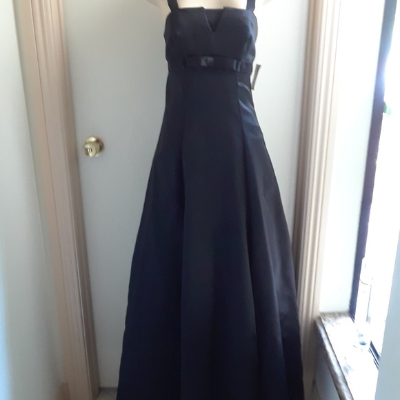 Charlotte Russe Dresses & Skirts - Final Price Formal Dress. Charlotte Russe